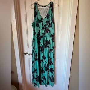 Elegant Sleeveless Maxi Dress - Teal and Black